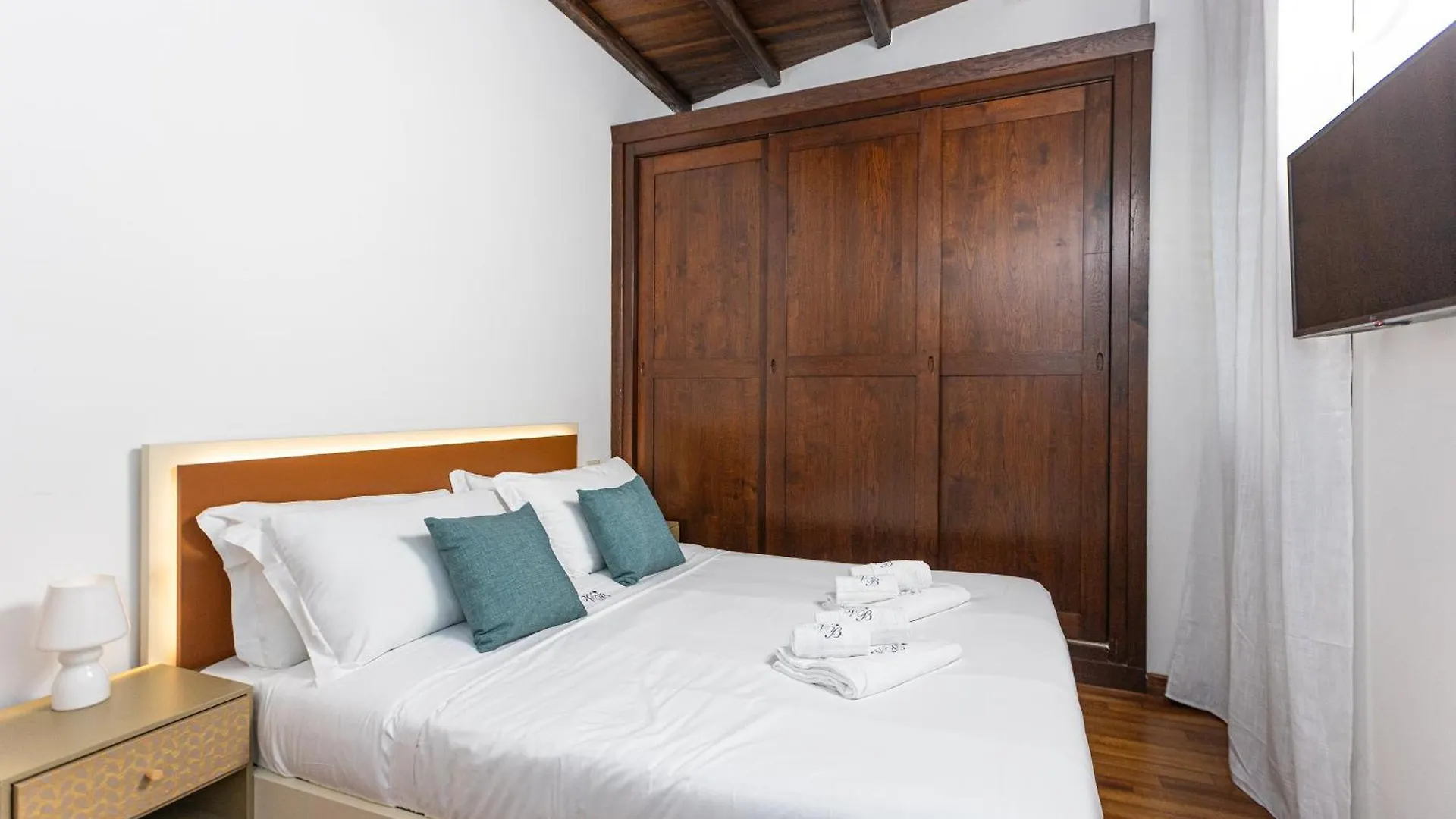 Vicolo Trevi Apartment By Rental In 罗马 意大利