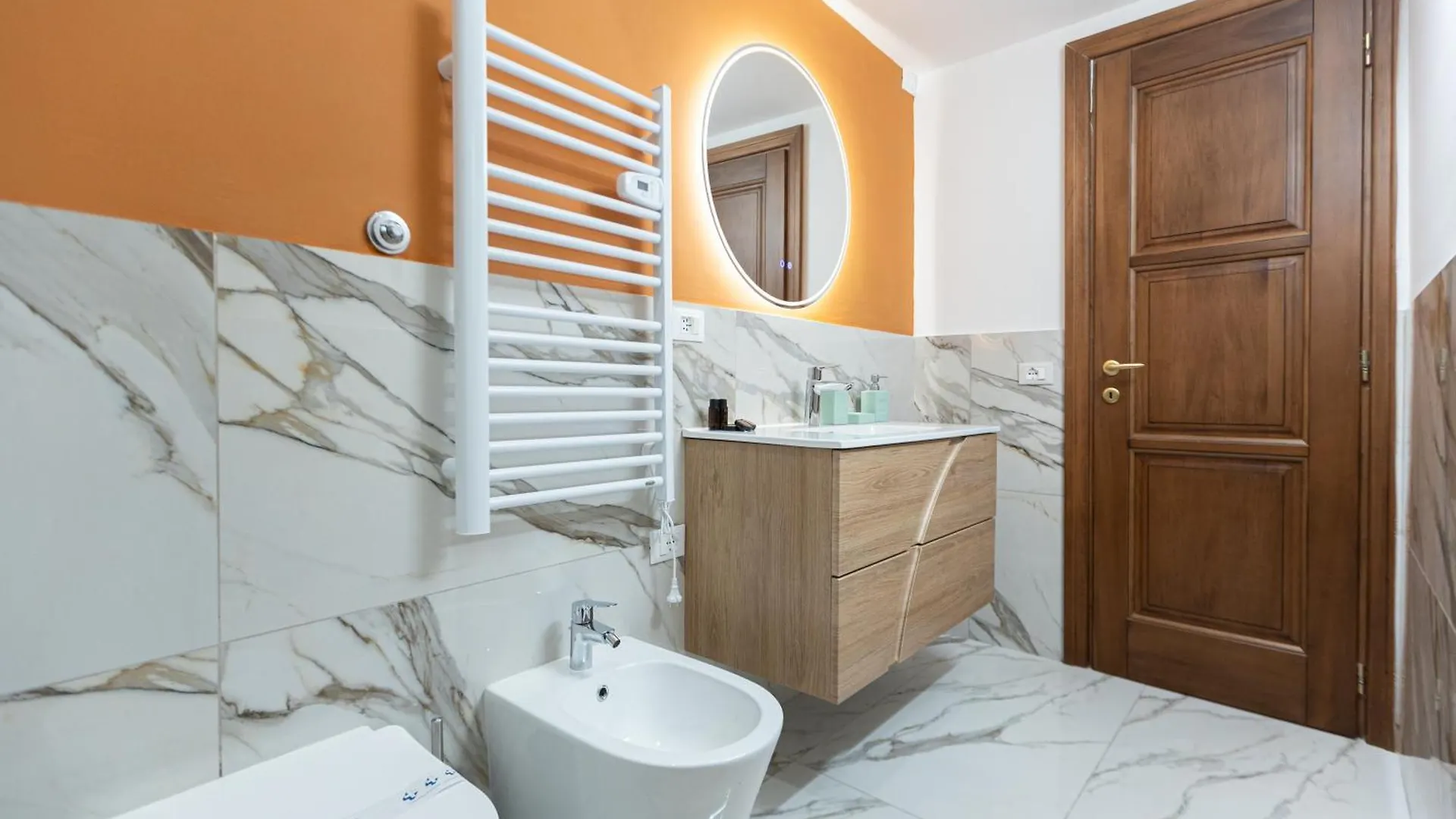 Vicolo Trevi Apartment By Rental In Rome